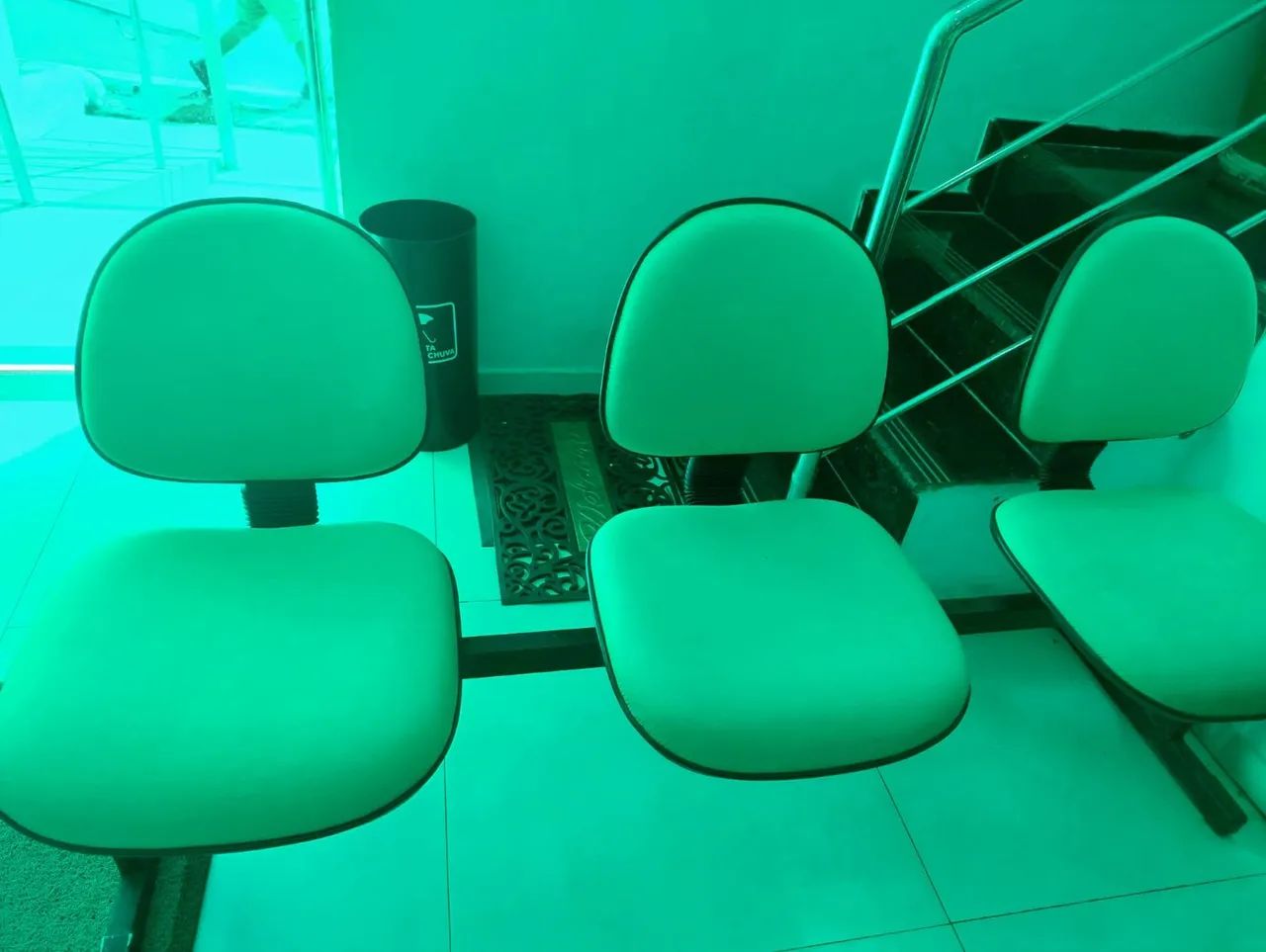 Vende se sofás para recepção/sala de espera  - Foto 4