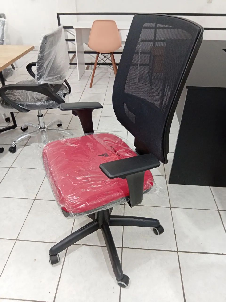 Cadeira para escritório em Belém  - Foto 3