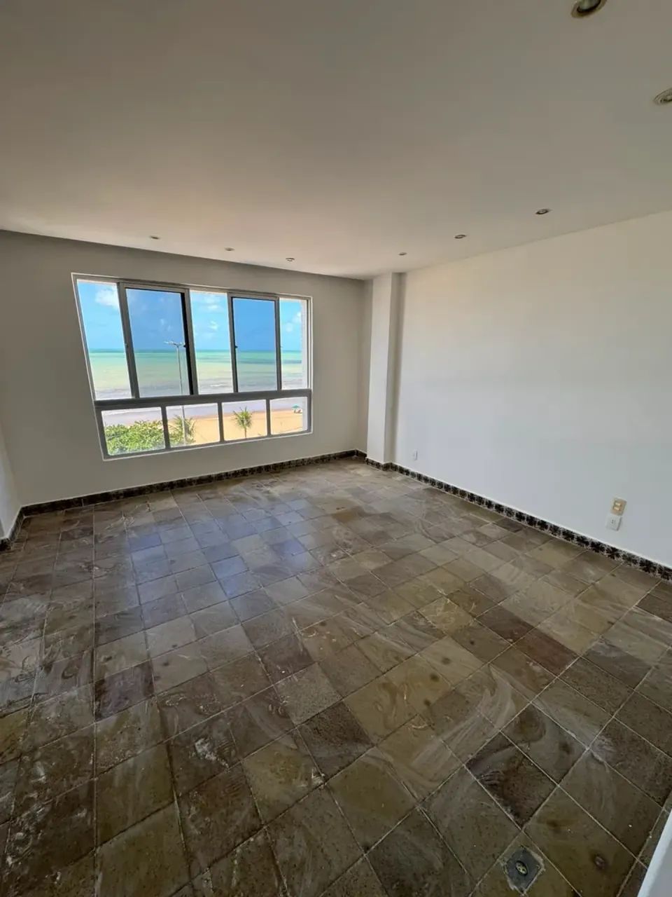 4 Qts, 2 Sts C/ Closet na Beira Mar. 237m2. - Foto 2
