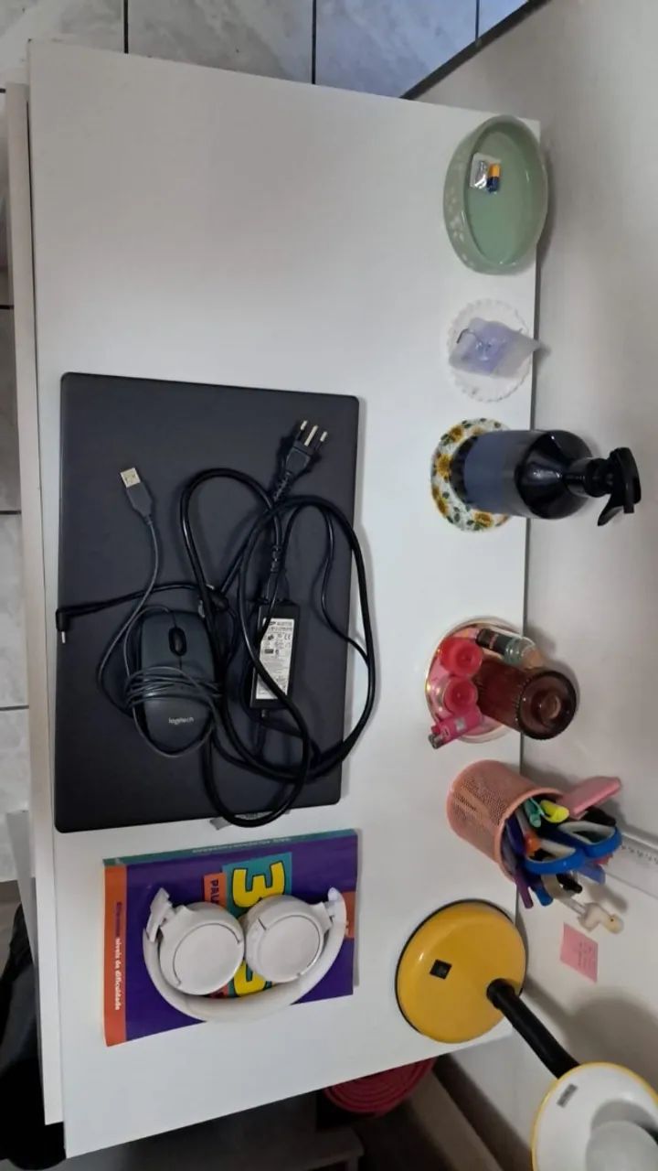 Mesa de estudos - Foto 3