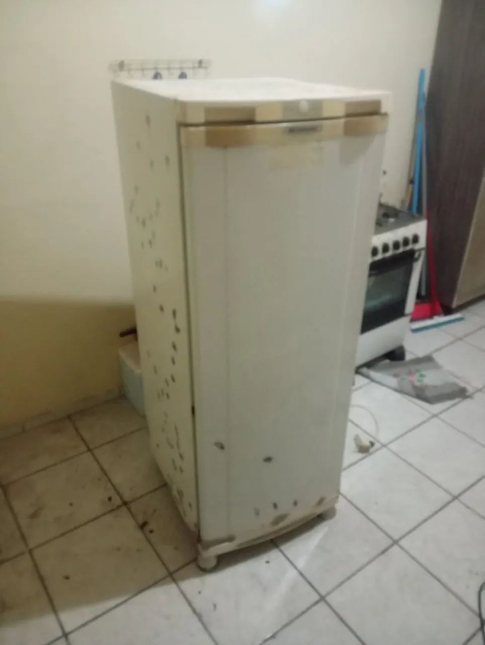 Envelopamento/plotagem para geladeiras, freezer, fogão, armário, parede e etc - Foto 5