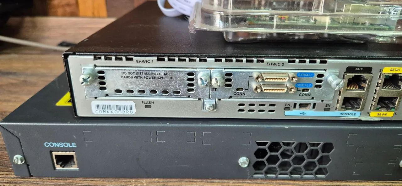 CISCO 1921 + CISCO 2960 + PLACA HWIC + CABO CONSOLE (Kit ideal para Cisco CCNA / CCNP) - Foto 5