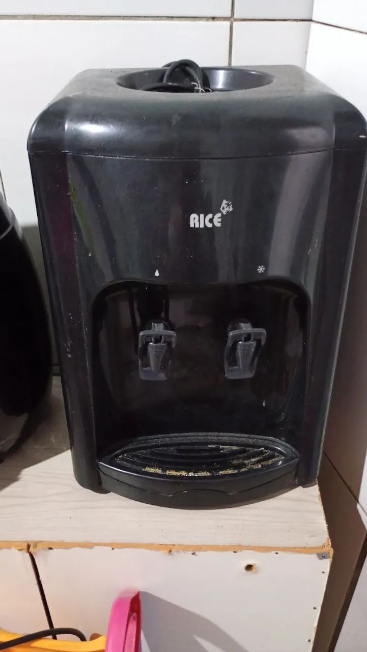 Filtro de água usado