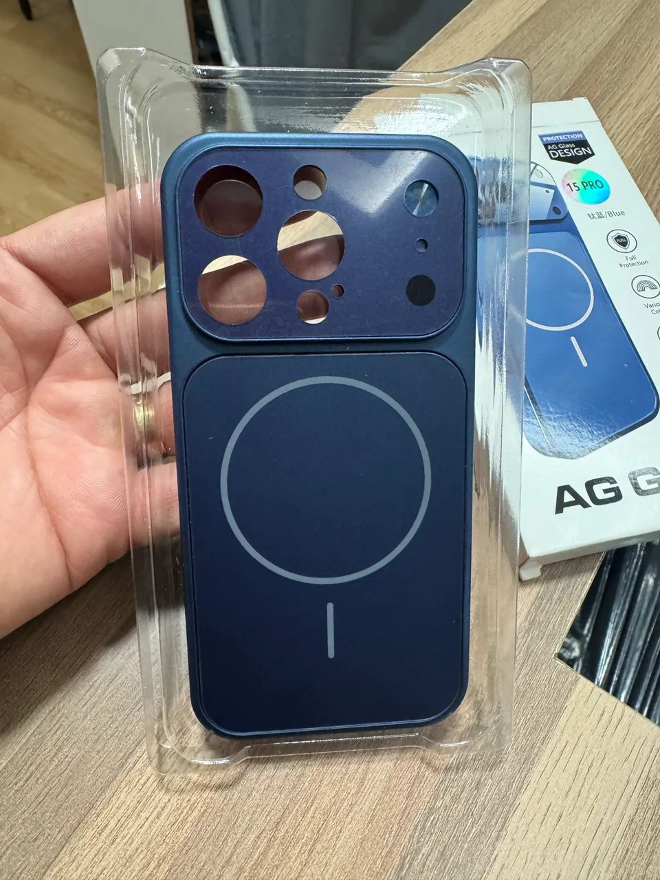 CAPA PARA IPHONE 15 pro/ transforma em 17 - Foto 3
