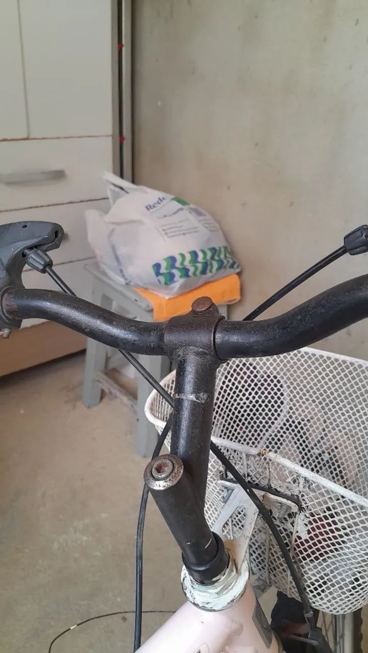 Vendo bicicleta aro 20, tá em bom estado - Foto 4