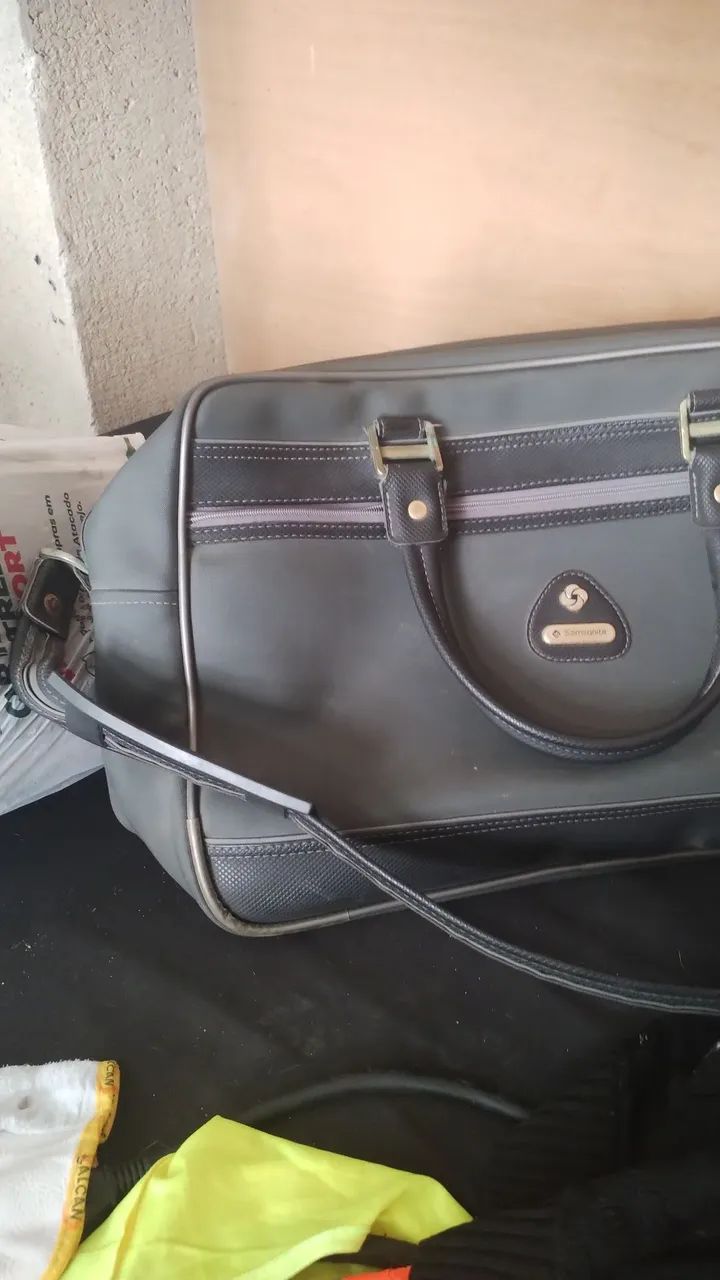 Bolsa sansonaite 