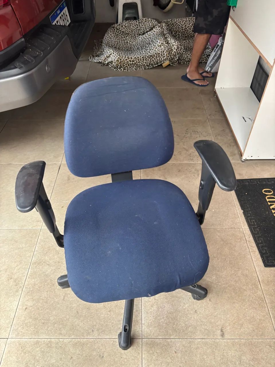 Cadeira de escritório super resistente