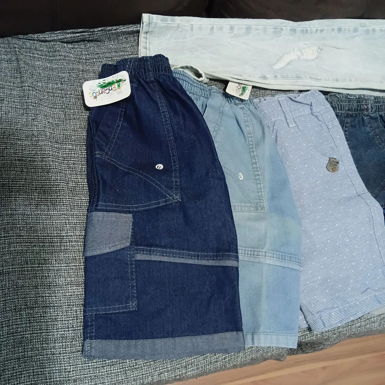 Bermudas e calça jeans novas - Foto 3