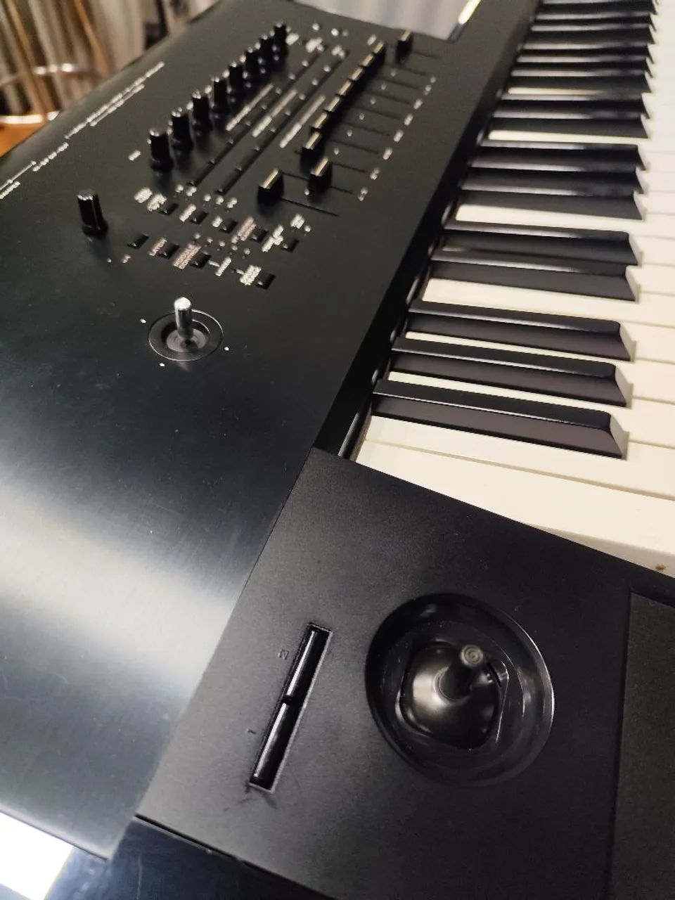 Korg Kronos X 73 - Foto 2