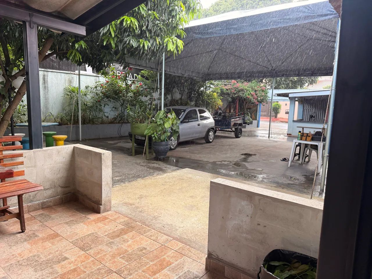 Lote com casa e área de lazer  - Foto 3