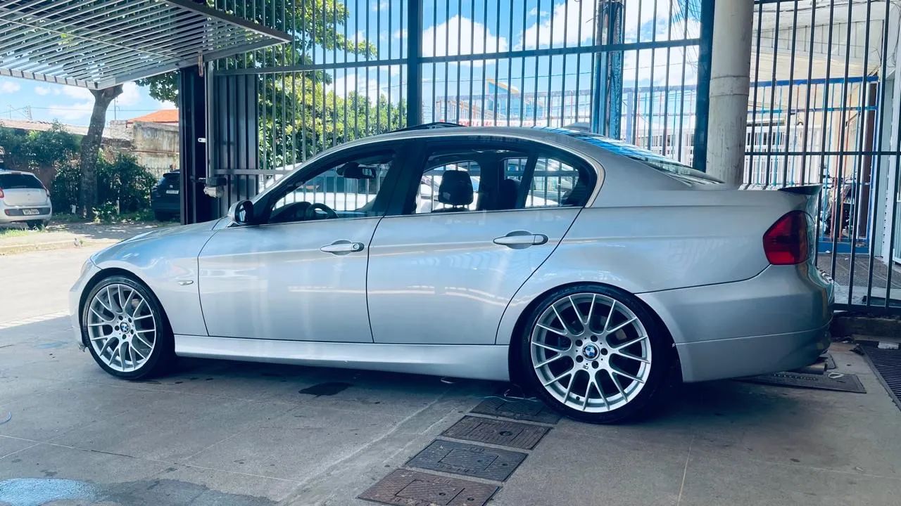 BMW 325I A 2008