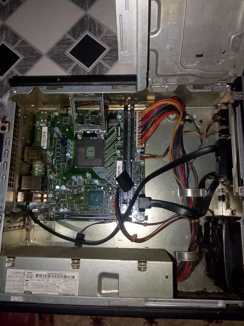 PC Celeron G3900 LGA 1151 - Placa-mãe funcionando - Foto 2