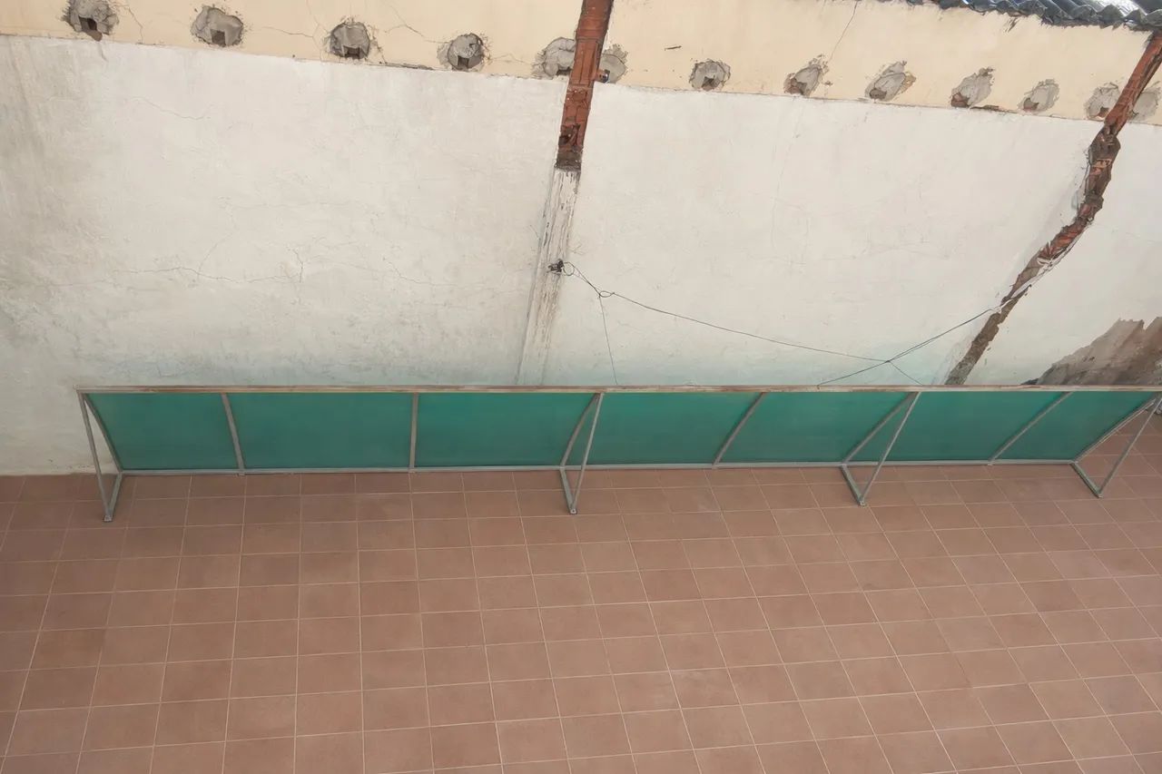 Toldo de ferro e policarbonato