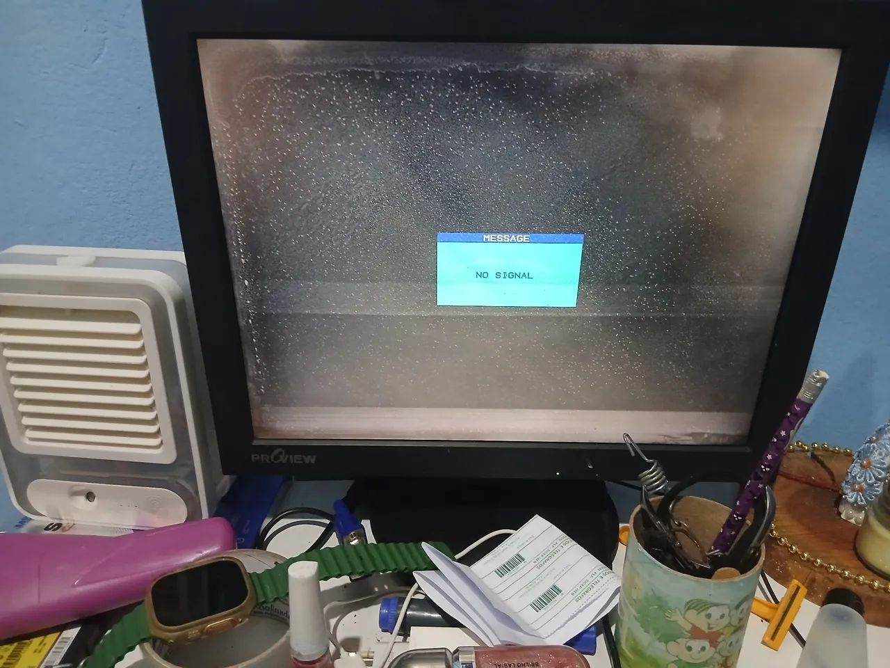 Monitor funcionando porém está com macha na tela 