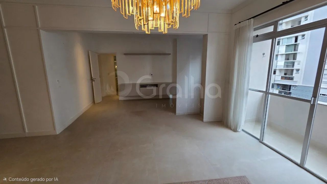 Apartamento de 117m² com 2 quartos na Agronômica - Foto 2