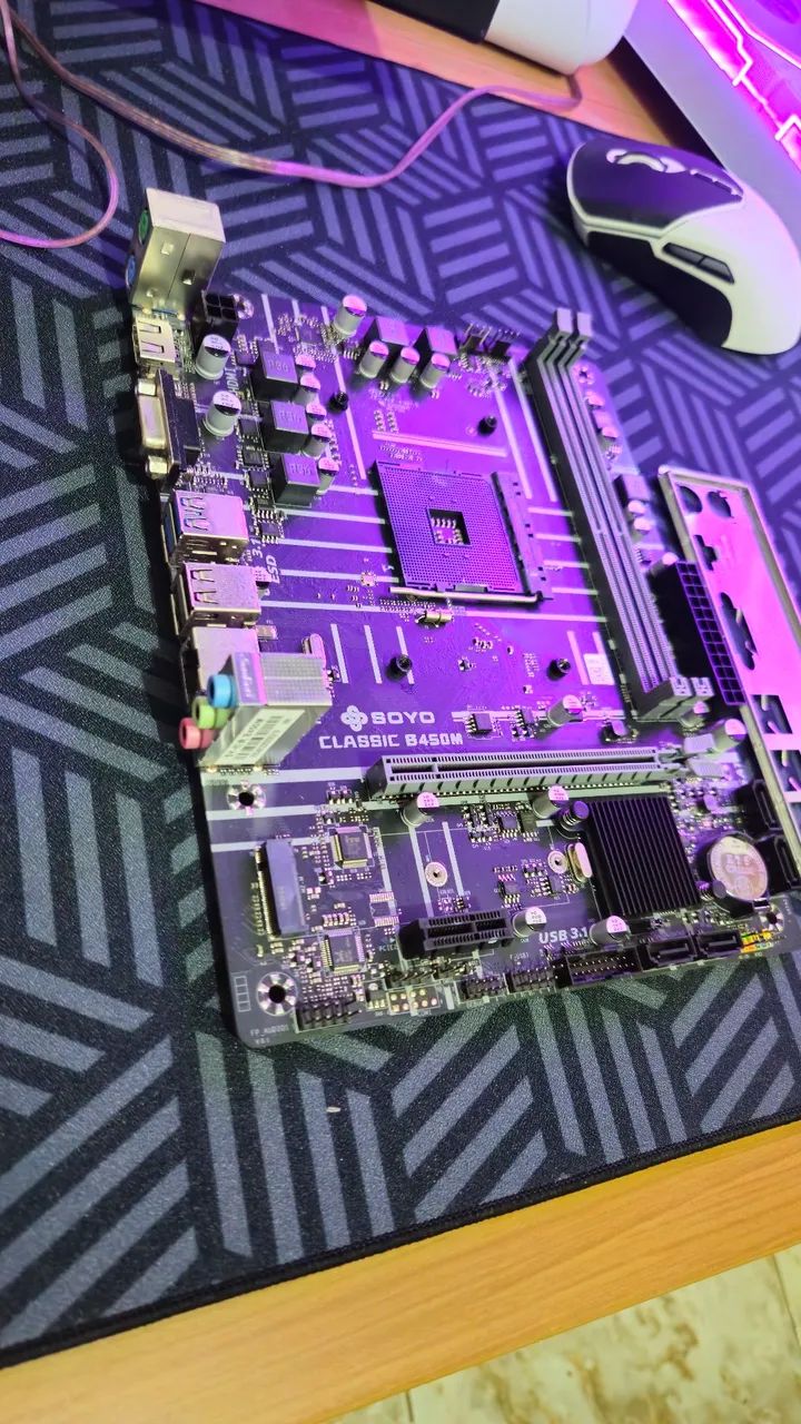 Placa-mãe Soya B450M AM4