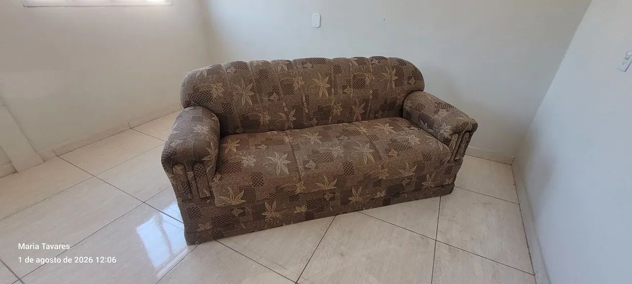 SOFÁ 3 LUGARES