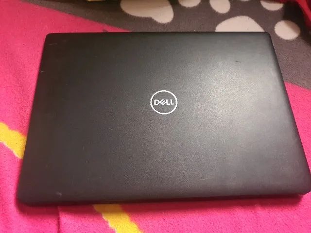Vendo notebook Dell core i3  8145U 