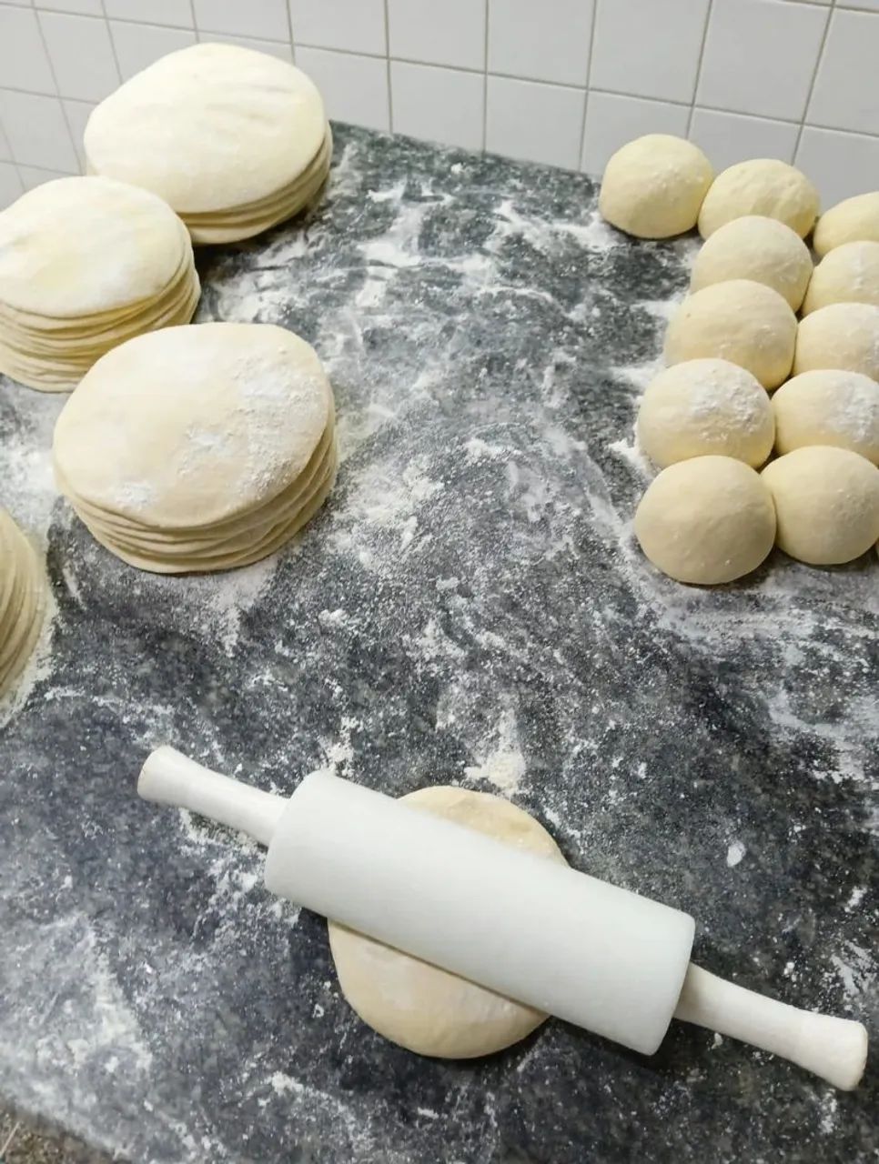 RECEITAS DE MASSA BÁSICA E MASSA RICA! - Foto 2