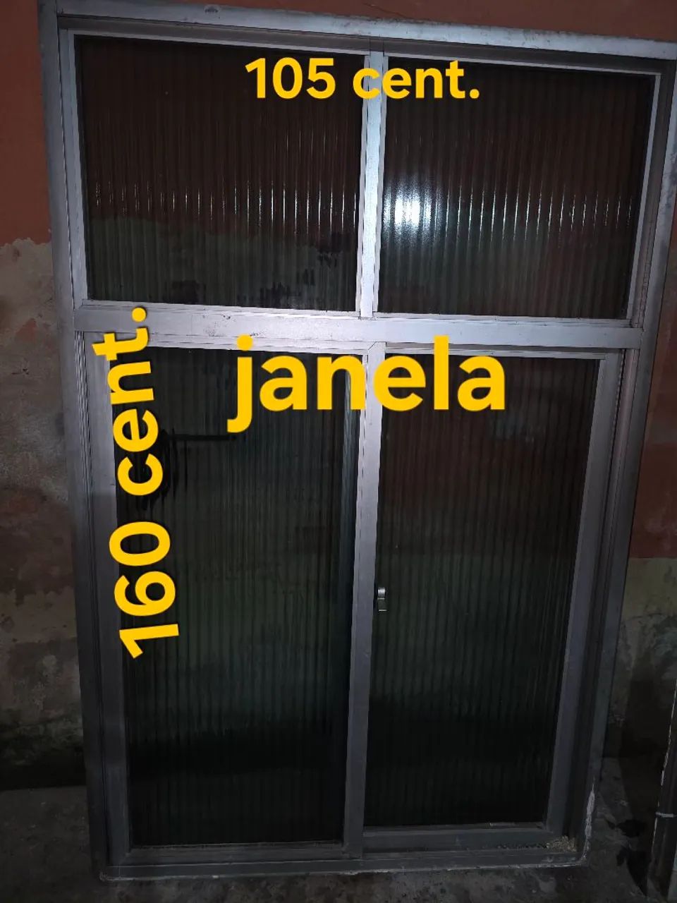 1 porta e 2 janelas de correr de alumínio com vidros canelado semi escuro.  - Foto 4