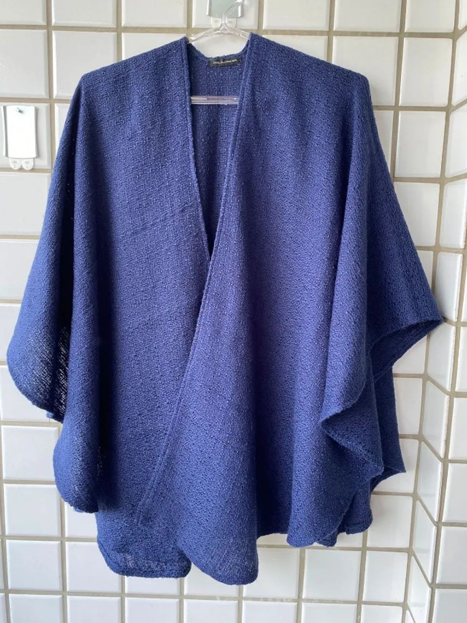 Poncho em tricô Marinho