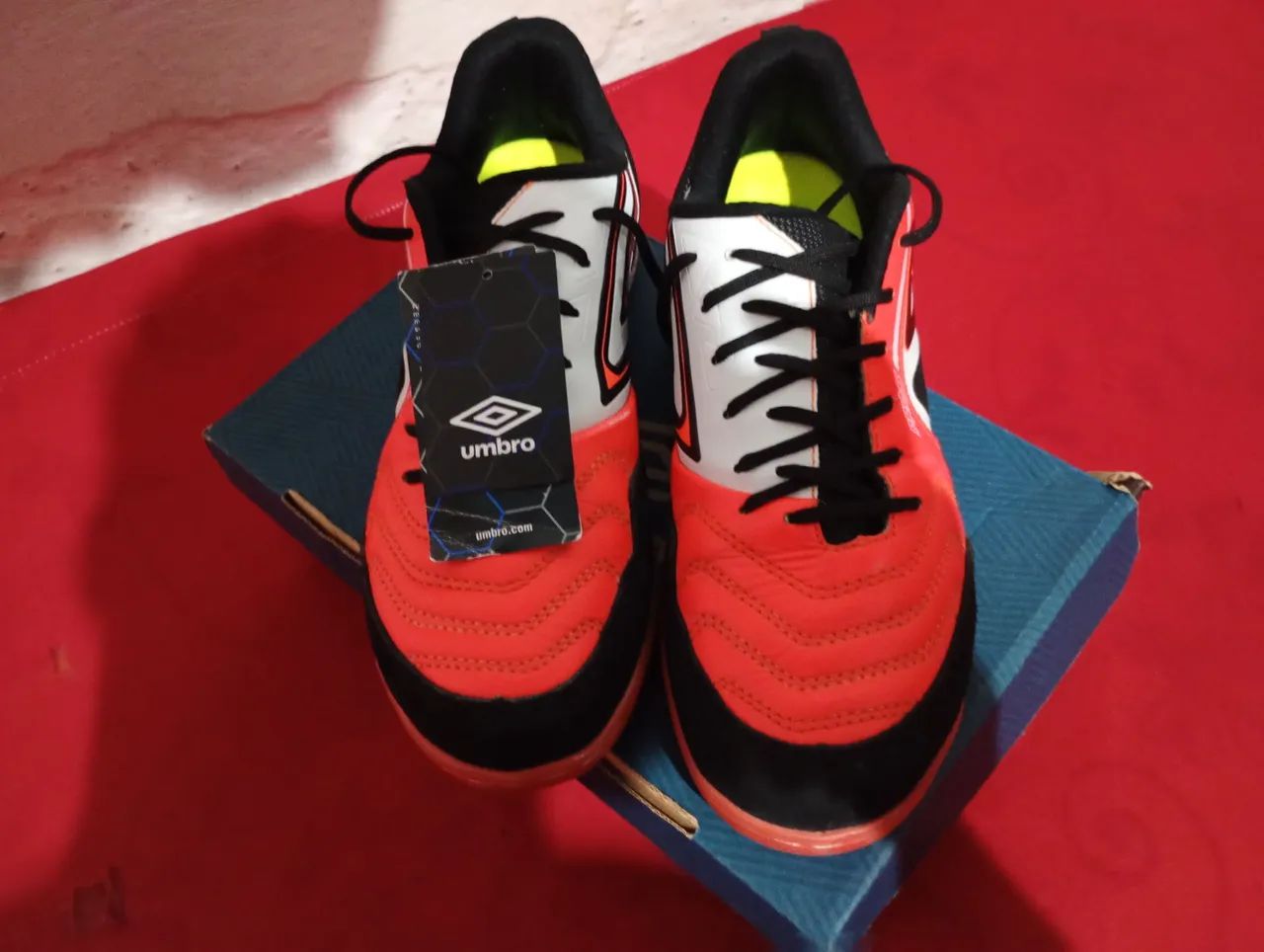 UMBRO PRO 5 BUMP CORAL