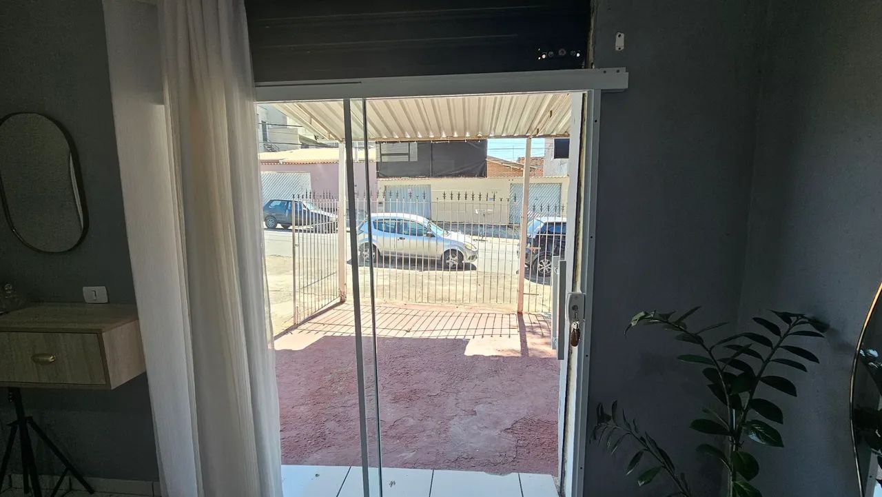 Porta de vidro e divisória em MDF  - Foto 2