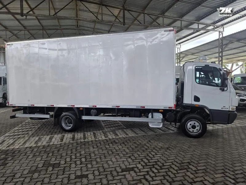 MERCEDES-BENZ ACCELO 815 2018 - Foto 4