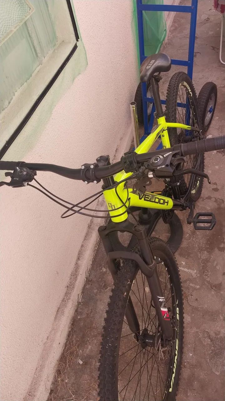 Vende-se Bicicleta Aro 29  - Foto 2