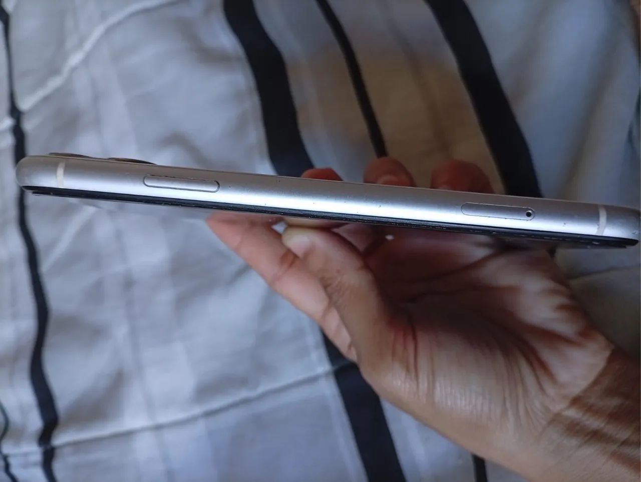 iPhone 11 64GB - Foto 2