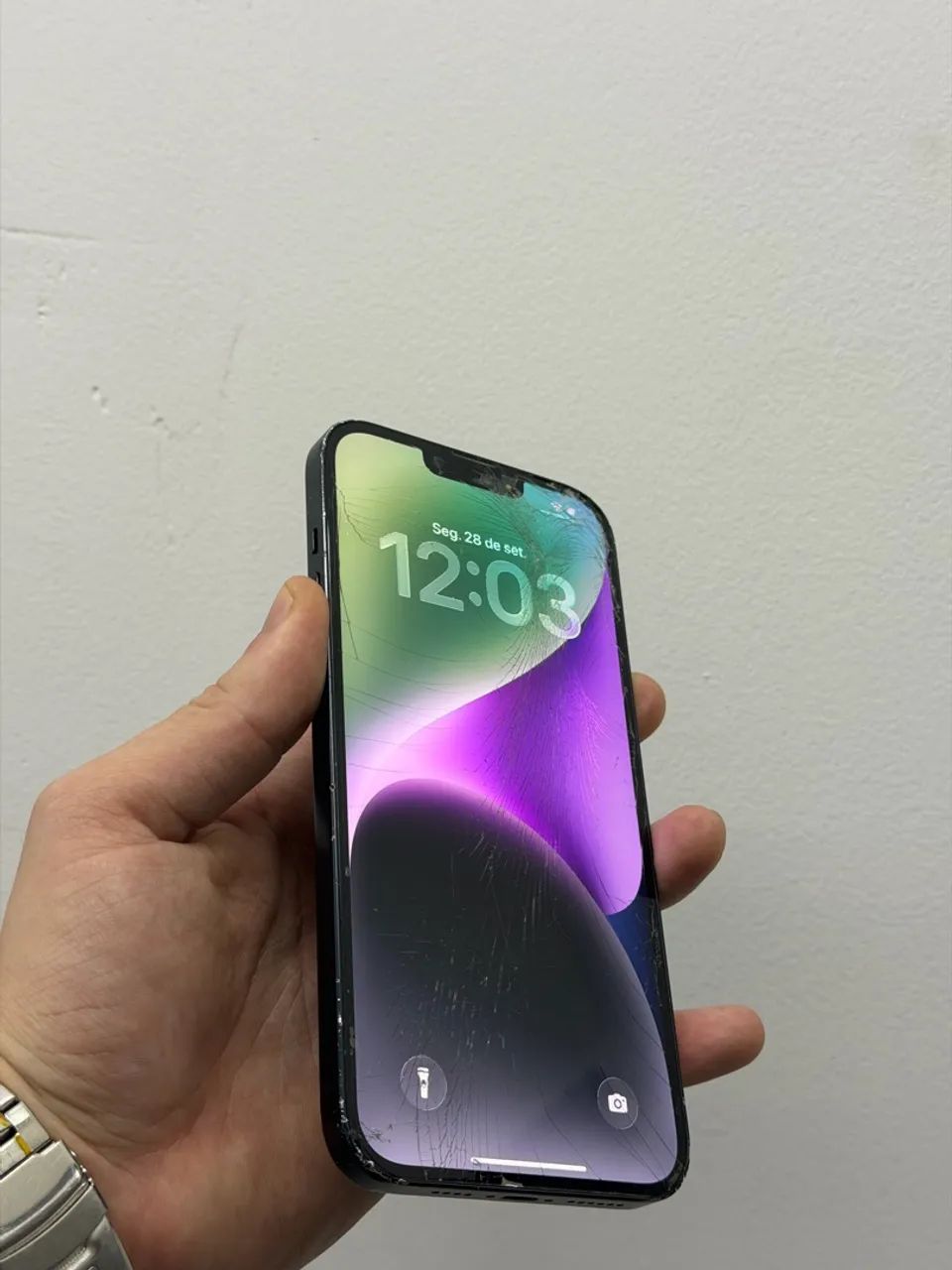 iPhone 14 Plus | Todo original | Vidro trincado 