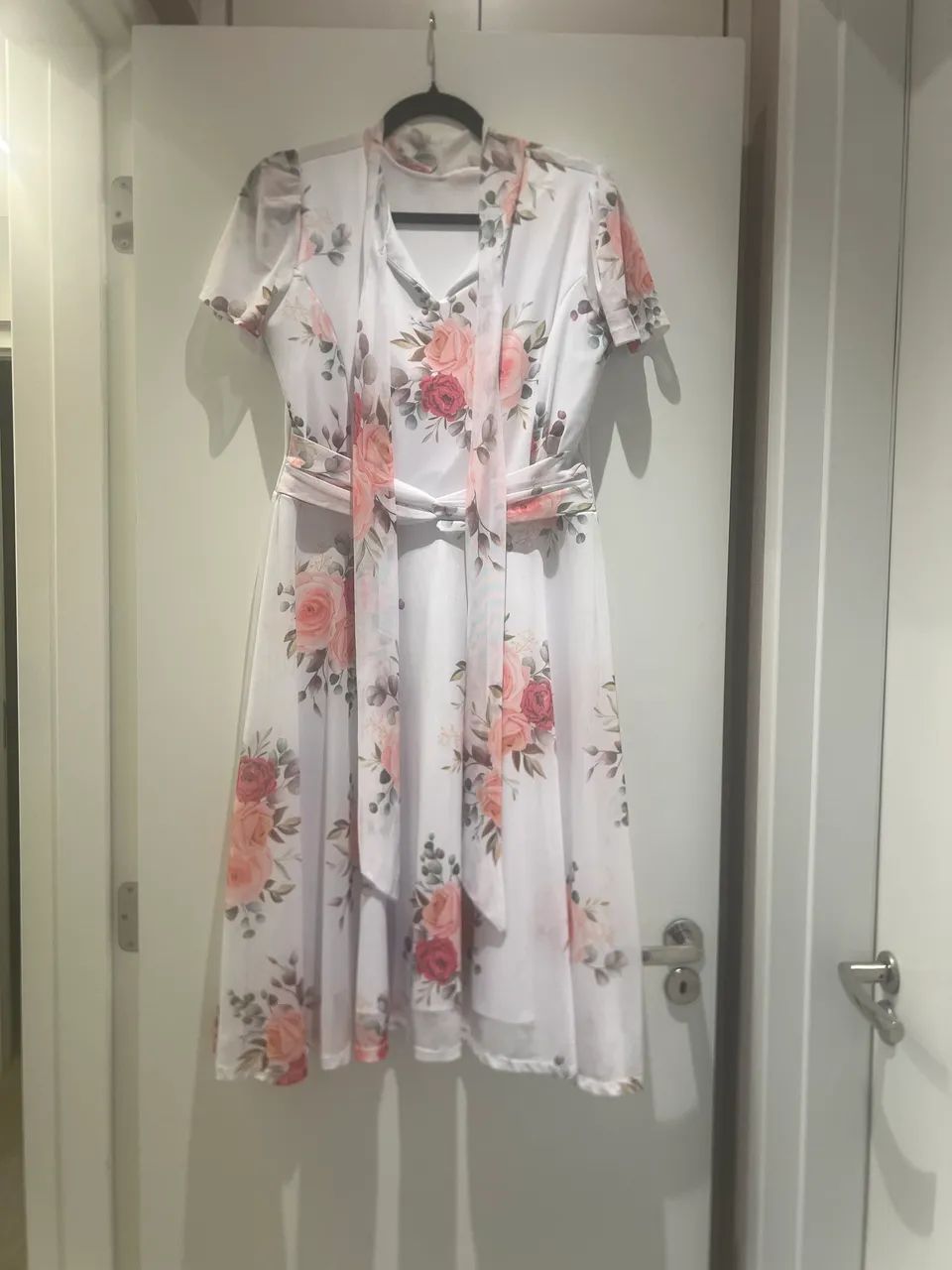 Desapego de 5 Vestidos por 200,00 - Foto 4