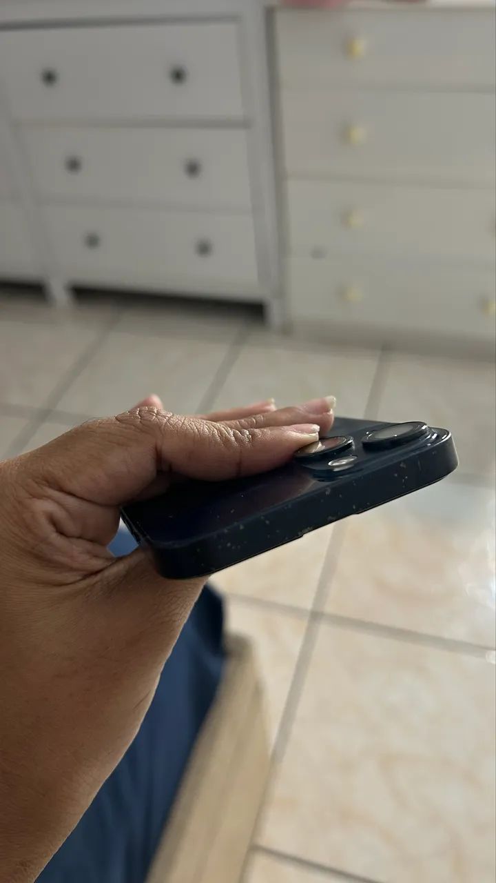 Vendo iphone 13 azul 128gigas SOMENTE VENDA - Foto 2