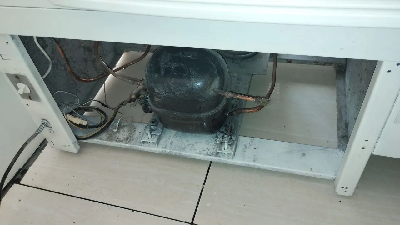 Balcão refrigerado em perfeito estado  - Foto 2