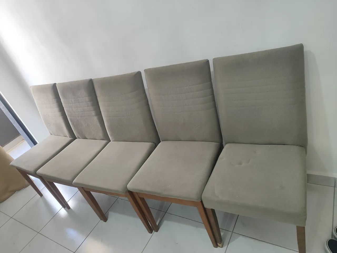 5 cadeiras confortáveis para mesa de jantar - Foto 2