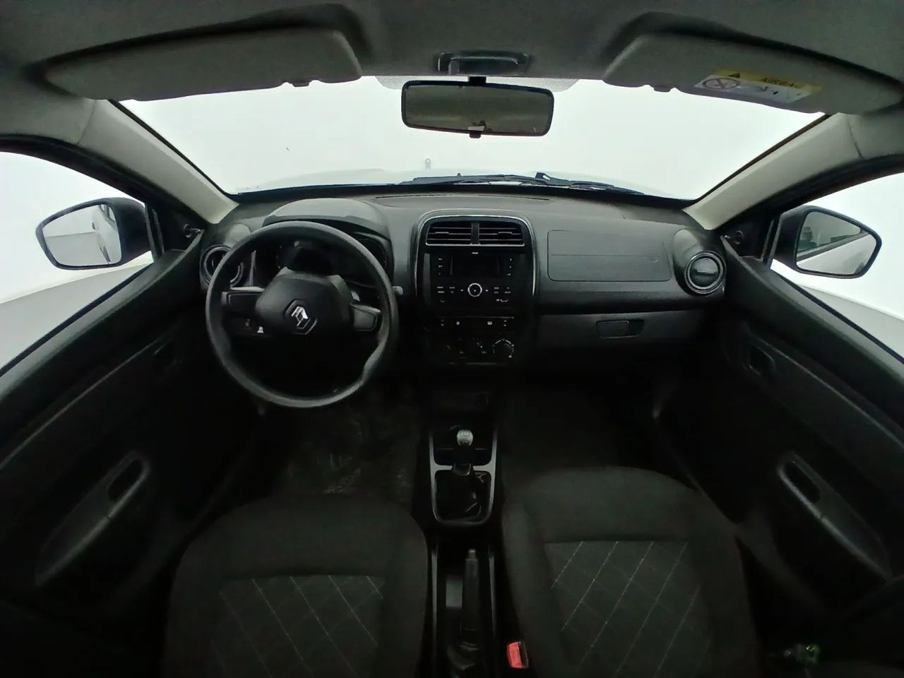 Renault Kwid 1.0 Zen, foto 15 de 18
