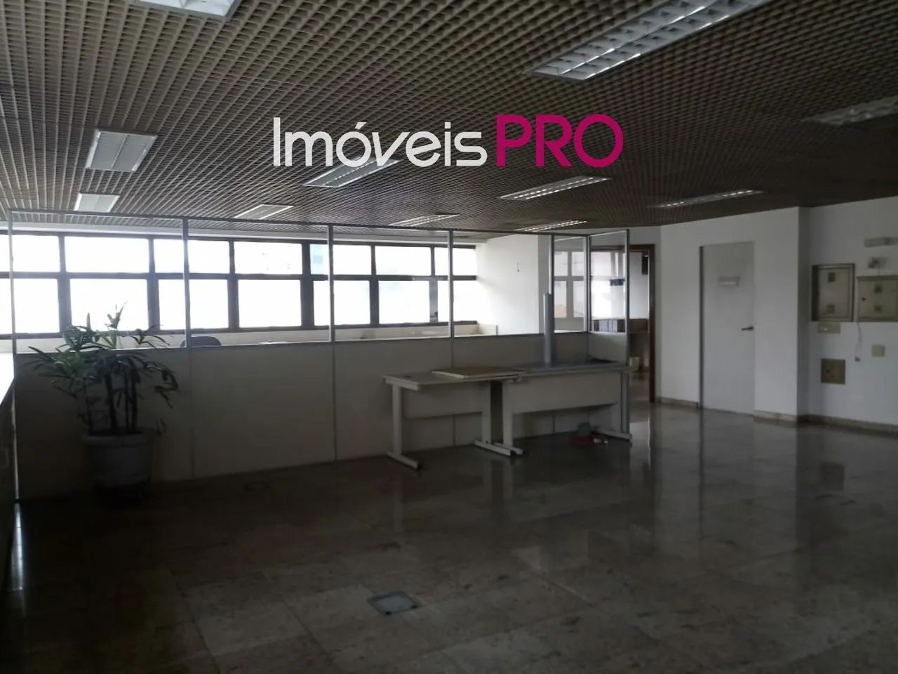 Predio comercial com loja , subsolo e 2 andares - Foto 2