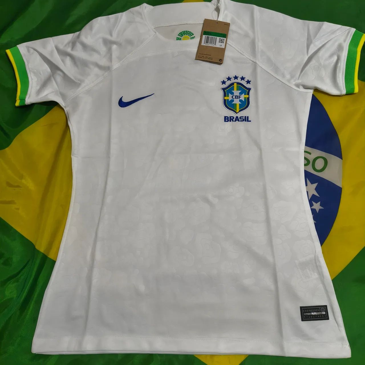 Camisa da seleção brasileira branca