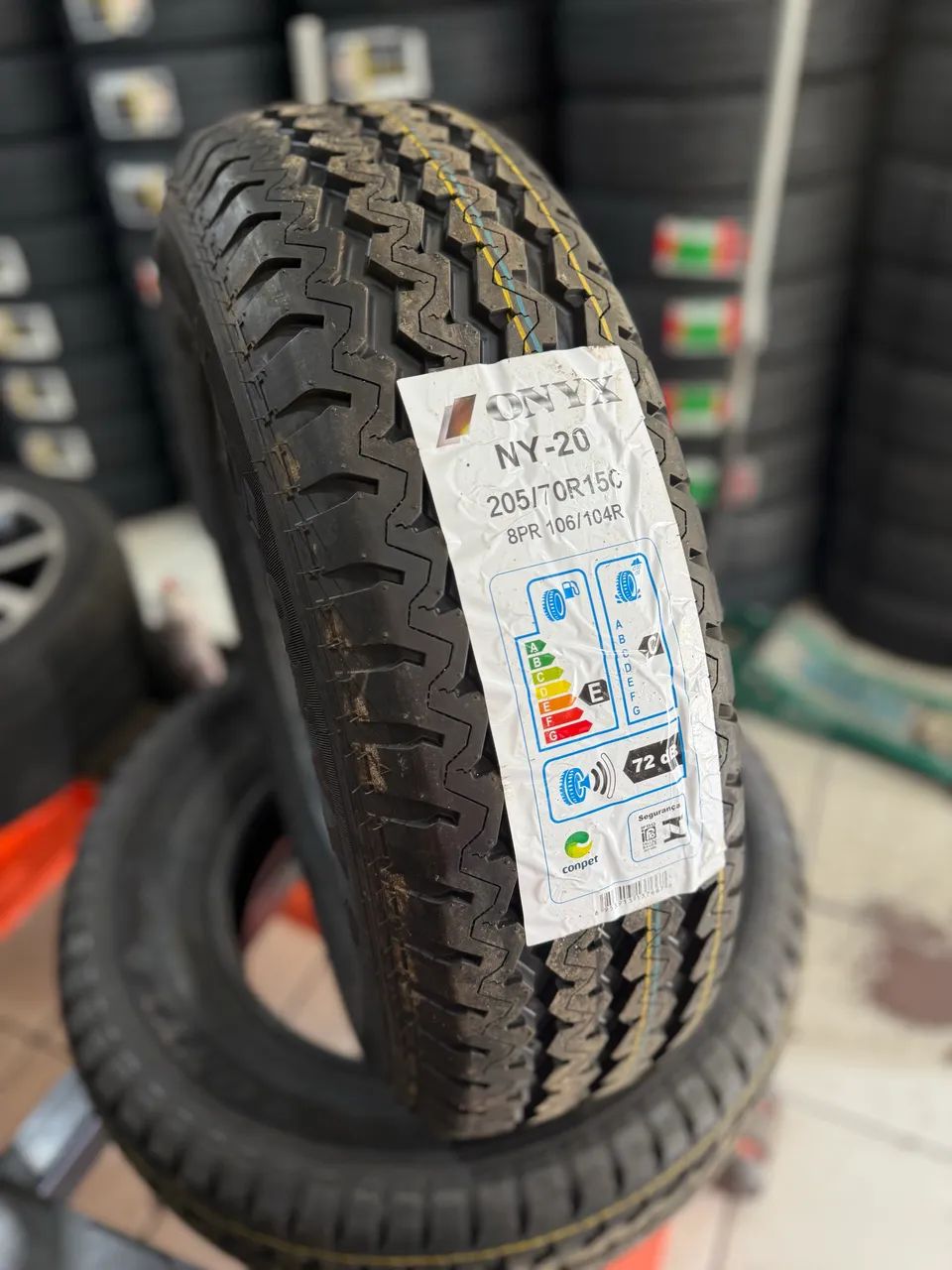 Kit 02 PNEUS 205/70R15 C ONYX ZERO  - Foto 4
