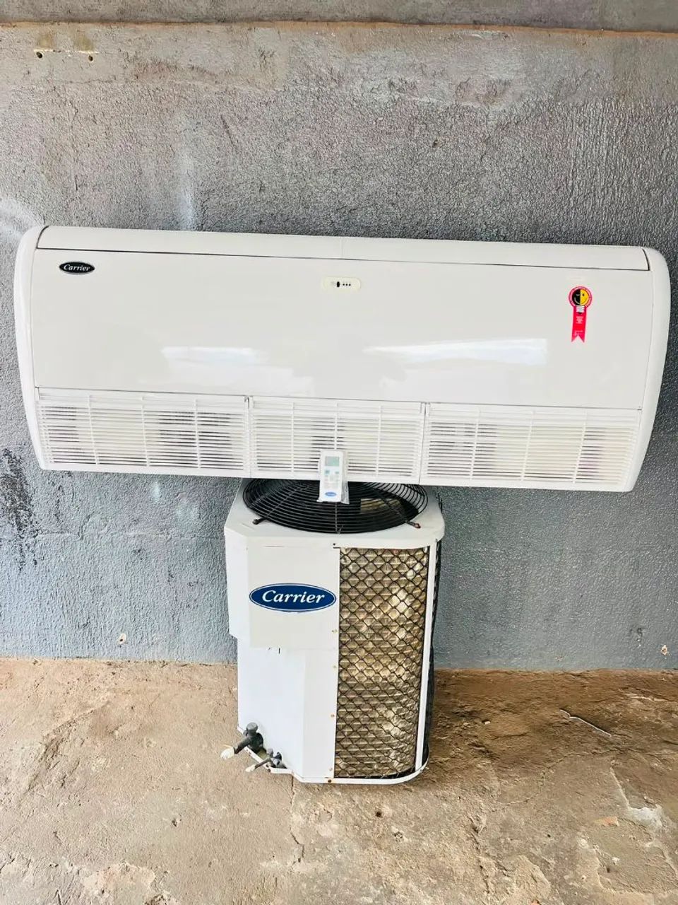 Ar condicionado 60 mil BTUs Carrier equipamento original funcionando perfeitamente 380v - Foto 3