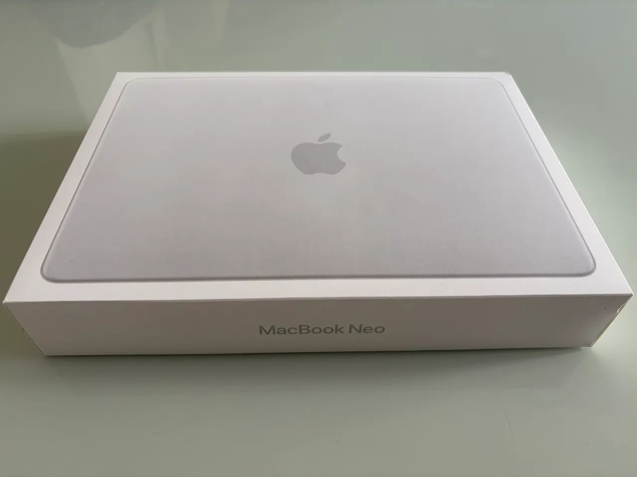MacBook Neo 8GB/256GB