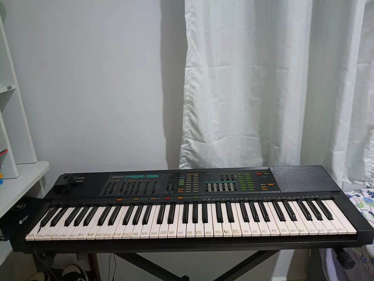 Teclado Yamaha PSR-36 