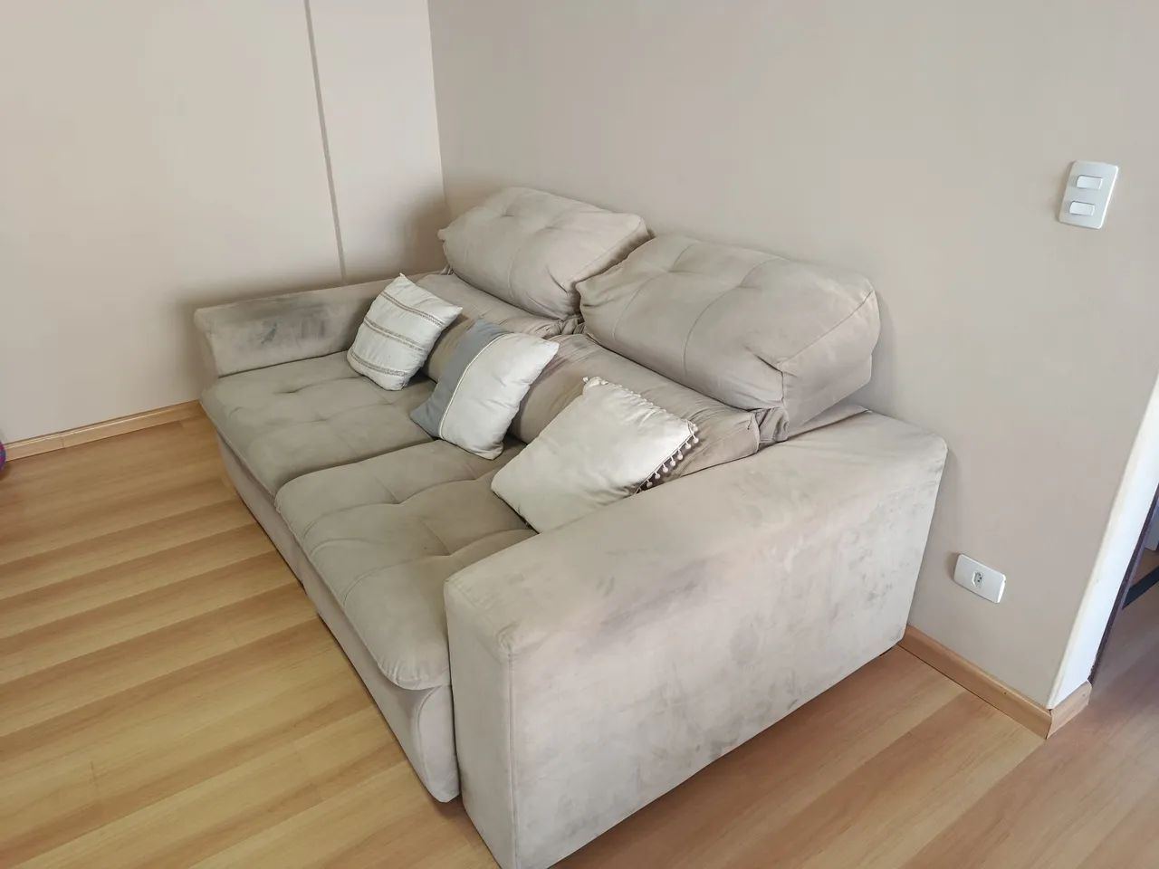 Sofá Retrátil e Reclinável Usado - Foto 2