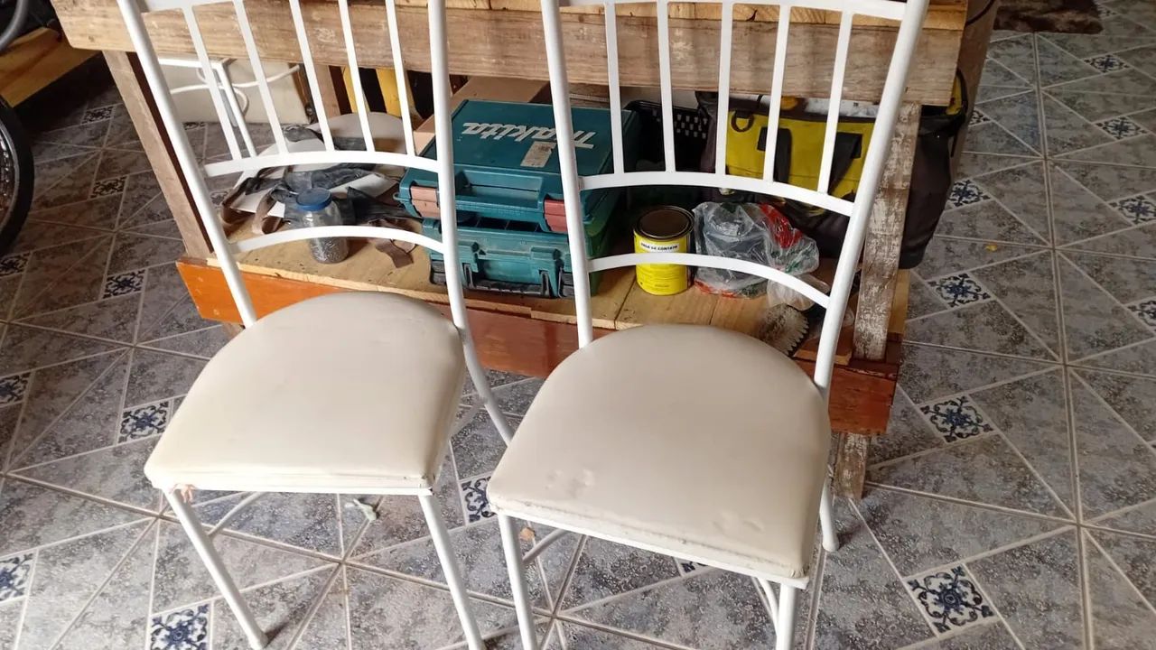 Cadeiras de buffet ferro 