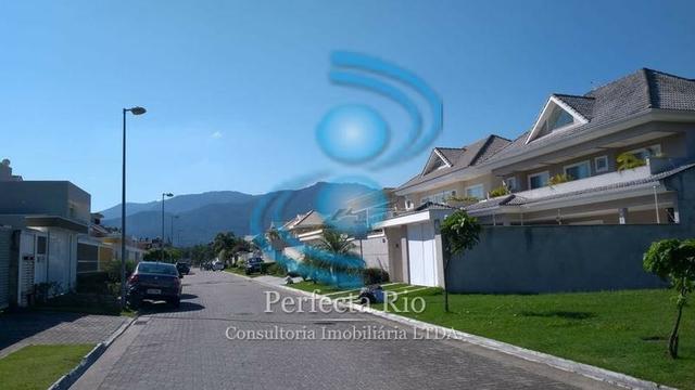 Linda casa, 3 suítes, segurança 24h, closet e bancada em nanoglass - Foto 14