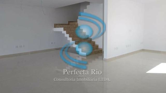 Linda casa, 3 suítes, segurança 24h, closet e bancada em nanoglass - Foto 9
