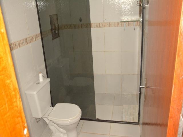 Vendo Ótima casa na QR 215 de Santa Maria - DF - Foto 5