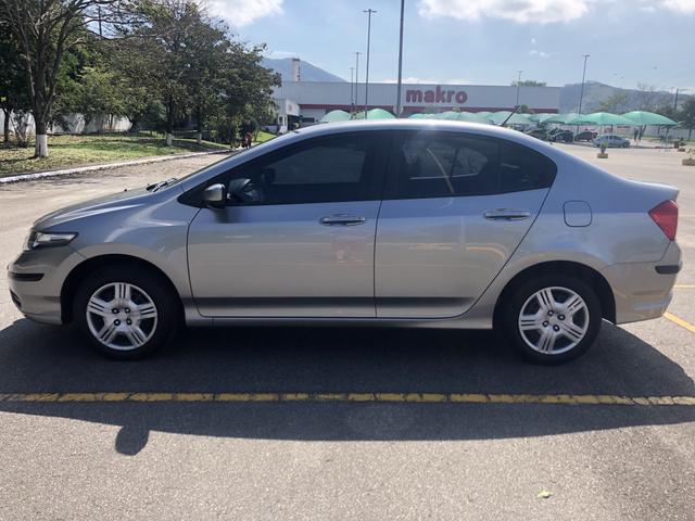 Honda City DX 1.5 cambio mecânico - 69.000 kM - Único Dono - 2013 - Foto 8