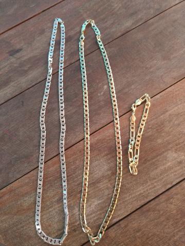 Vendo cordão e pulseiras