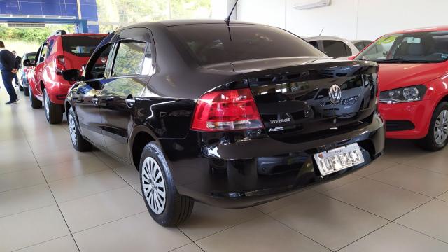 VOLKSWAGEN Voyage 1.0 - Foto 4